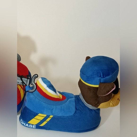 Nickelodeon Paw Patrol Light-Up slippers - Size 7/8 toddler shoes - Picture 11 of 13